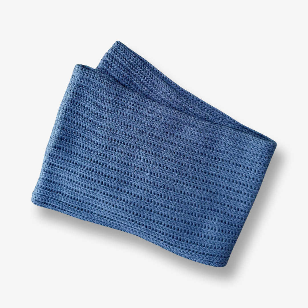 Cuello hipoalergénico en color azul