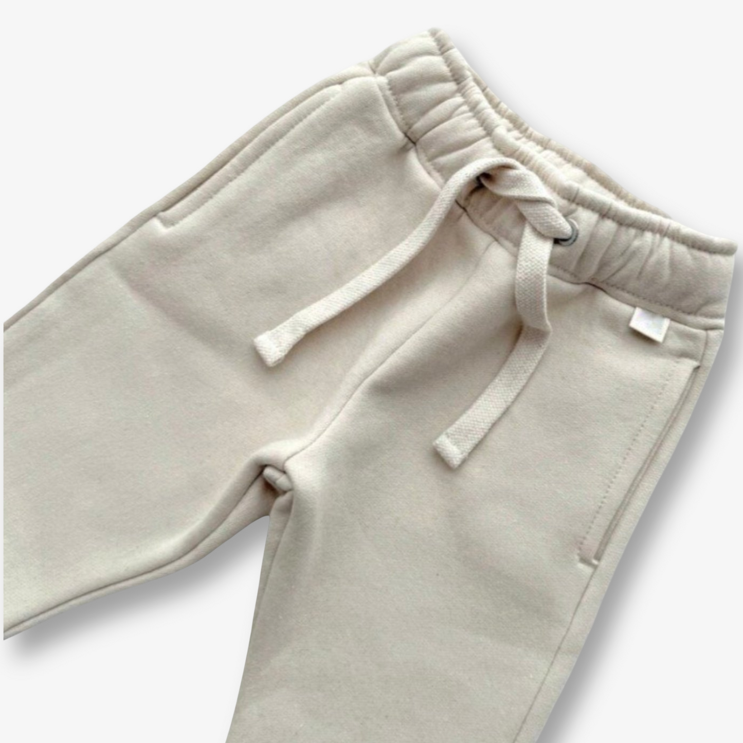 Pantalón invierno afranelado en tono arena