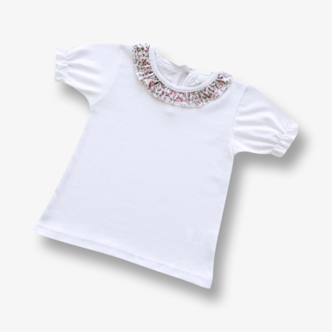Polera algodón con cuello estampado