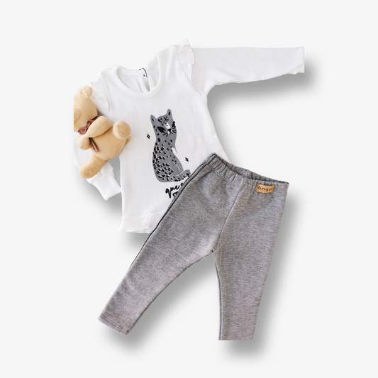 Polera estampada con volados en hombros 3 a 6 meses