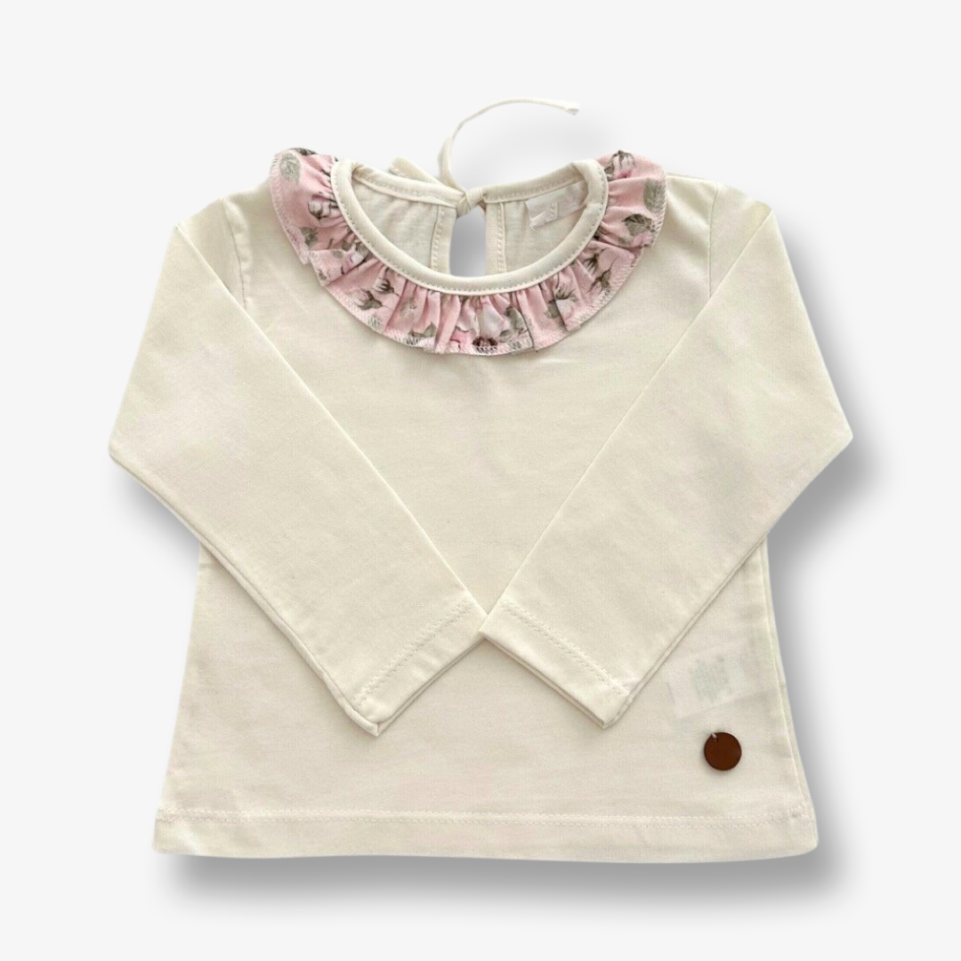 Polera con cuello estampado
