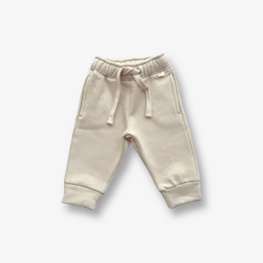 Pantalón invierno afranelado en tono arena